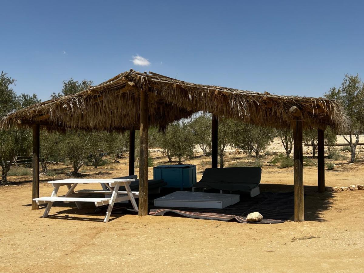 צימראוון בחוות זית המדבר Sede Boqer Luaran gambar